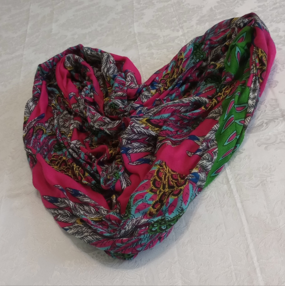 Scarf - Picture 2 of 8